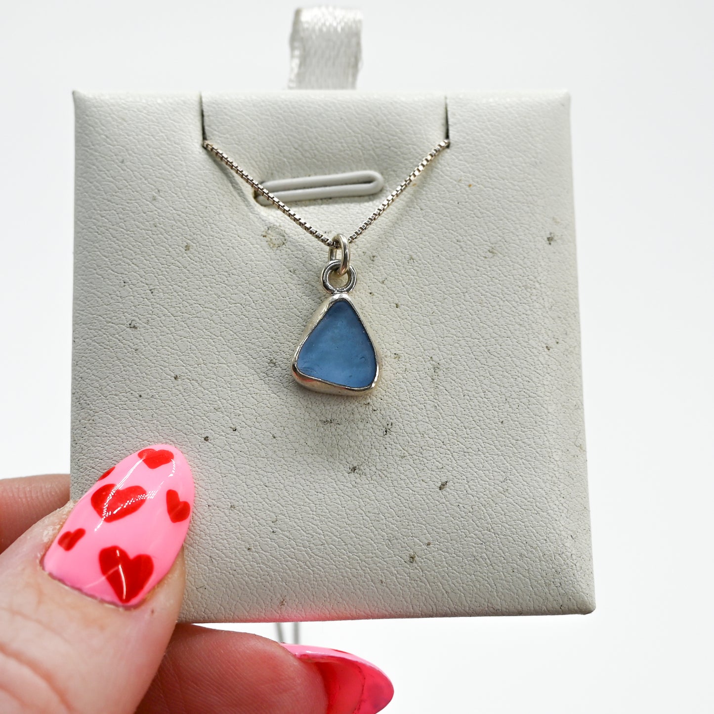 Cornfloer sea glass necklace