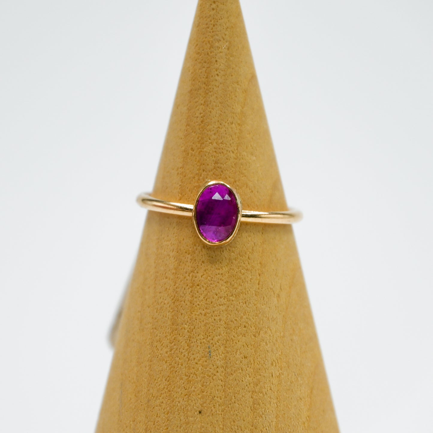 Gold fill rose cut ruby size 7.25