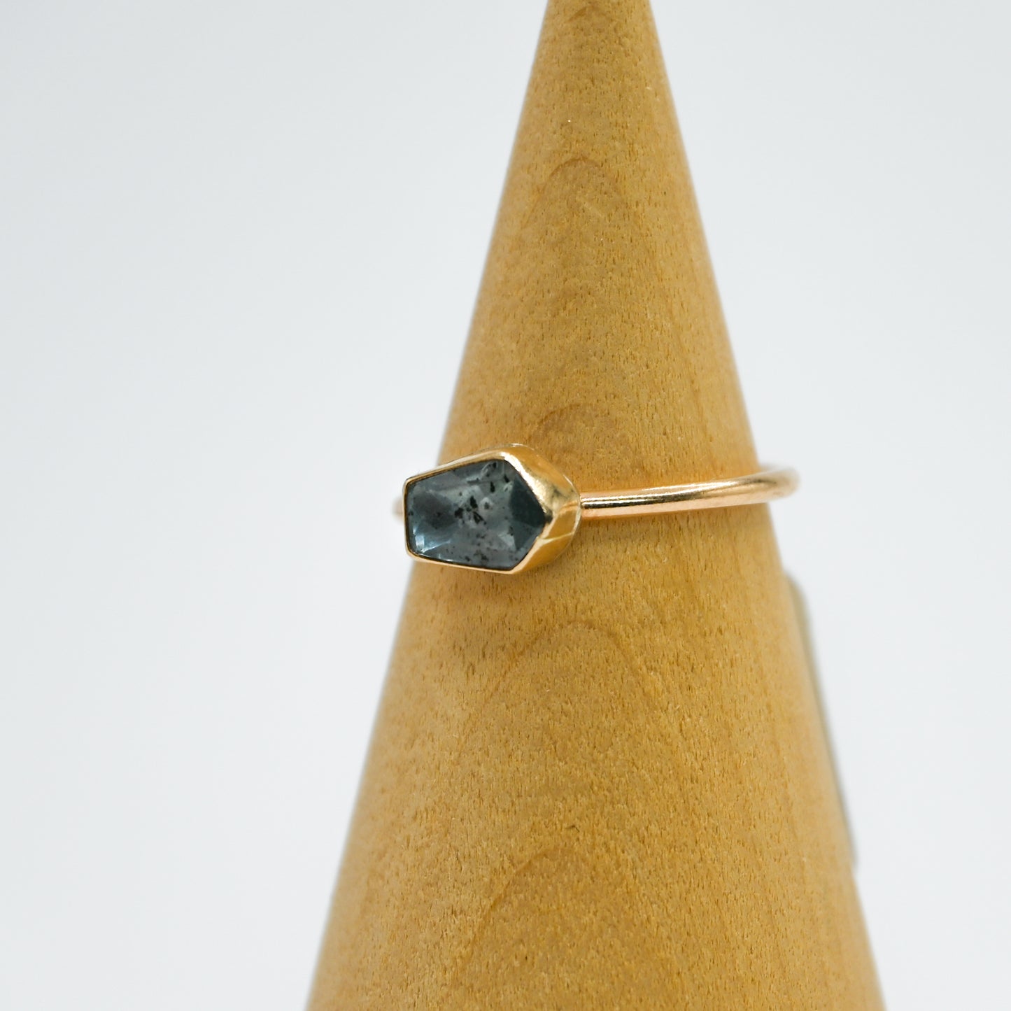 Gold fill rose cut aquamarine size 8.5