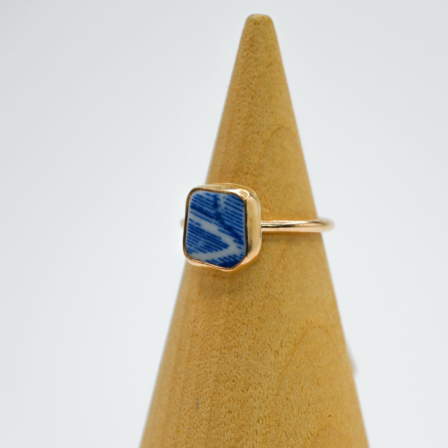 Gold fill sea pottery size 5