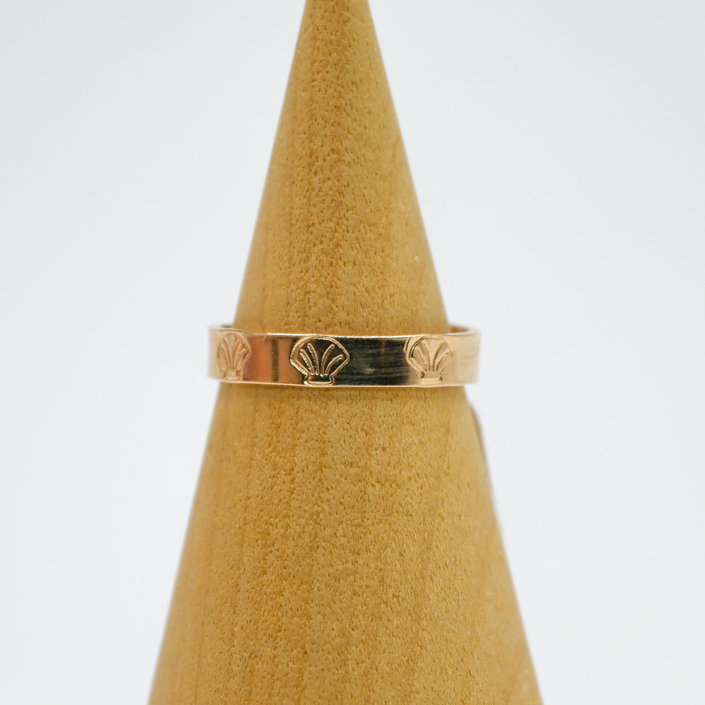 Gold fill stacker- shell stamp