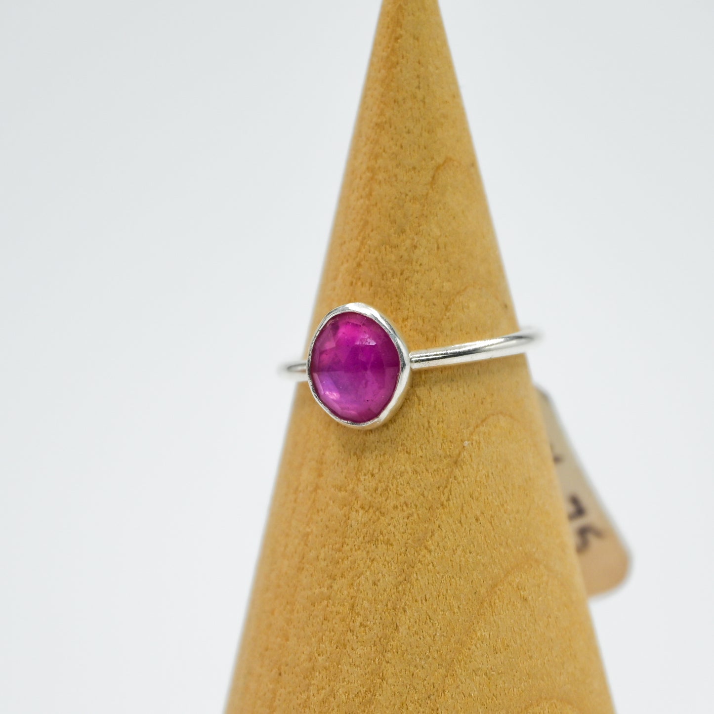 Rose cut ruby size 6.75