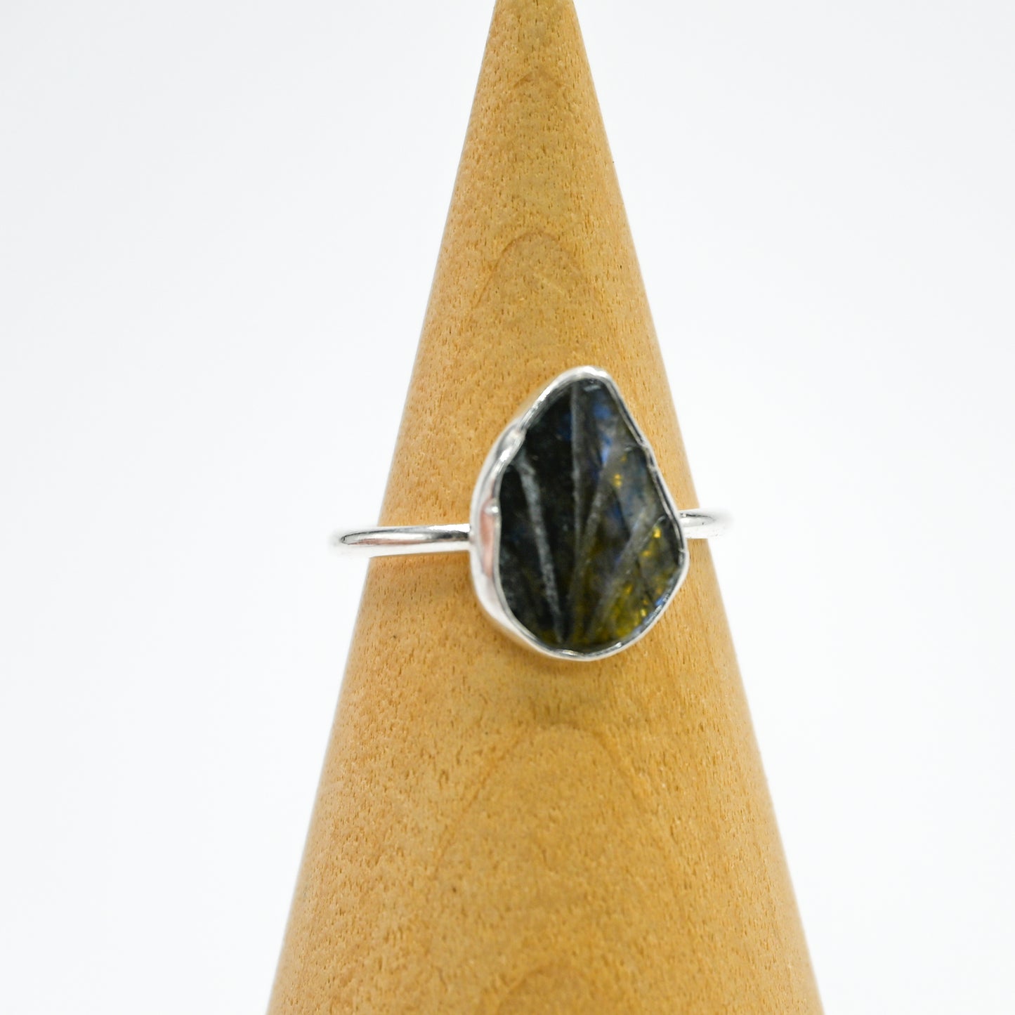 Hand carved labradorite size 7