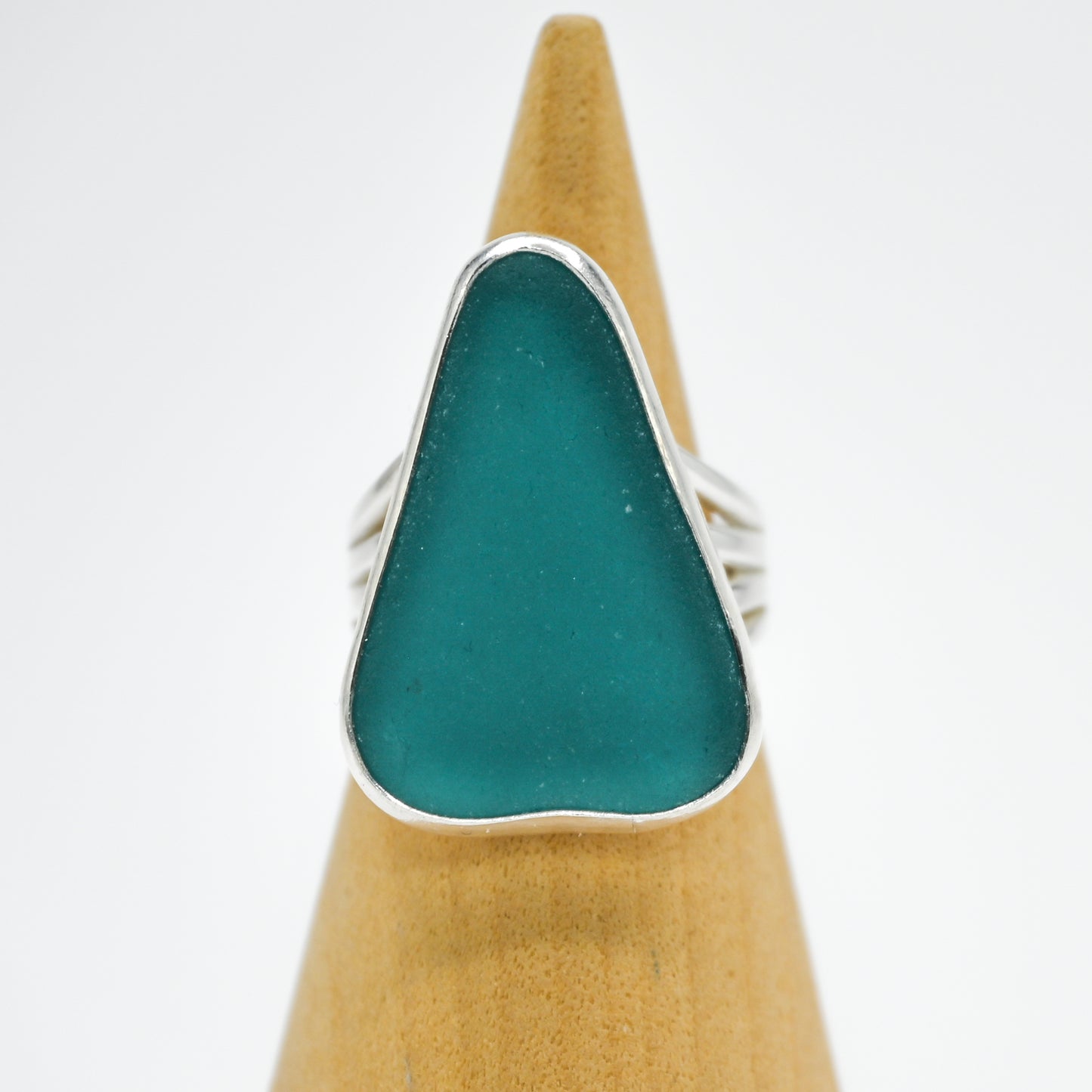 XXL aqua triangle sea glass size 8