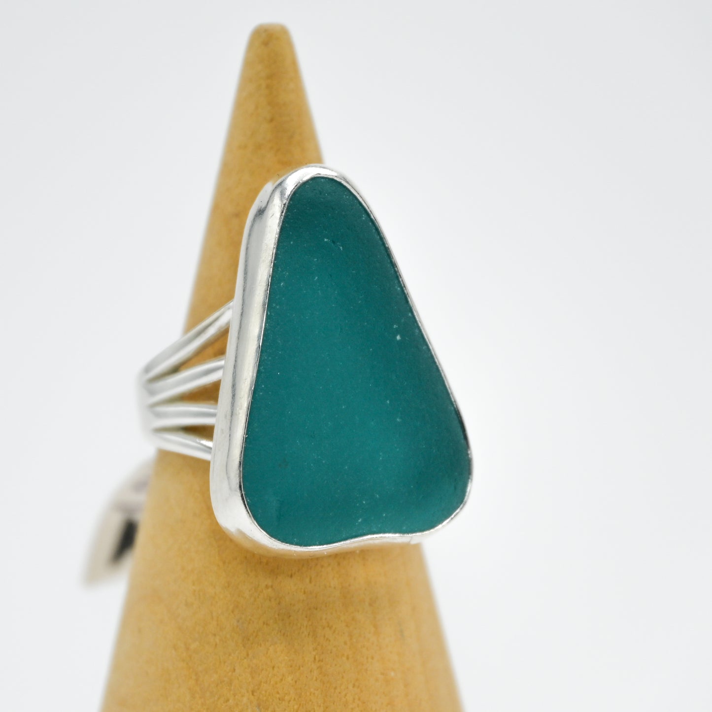 XXL aqua triangle sea glass size 8