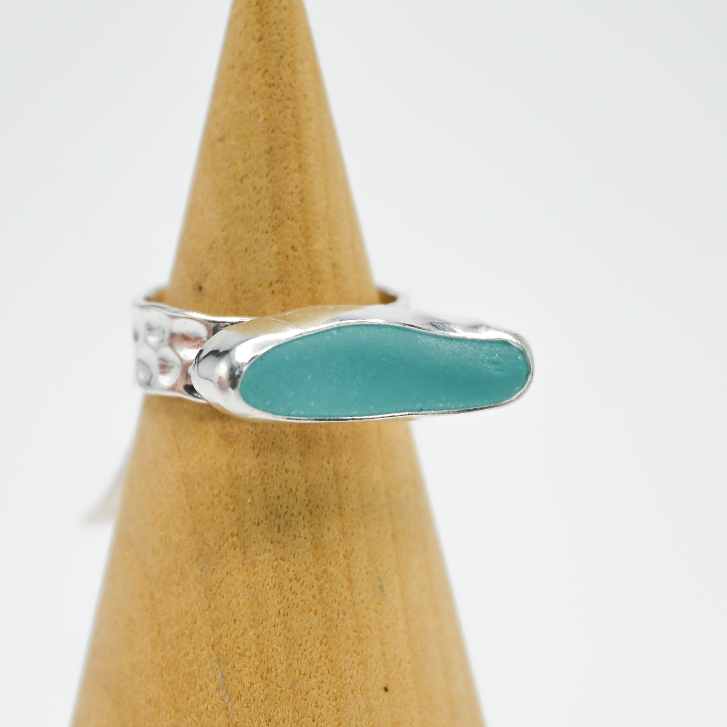 XL horizontal sea foam sea glass size 8