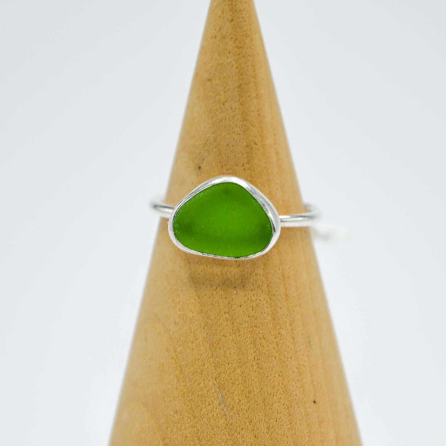 Lime green sea glass size 8