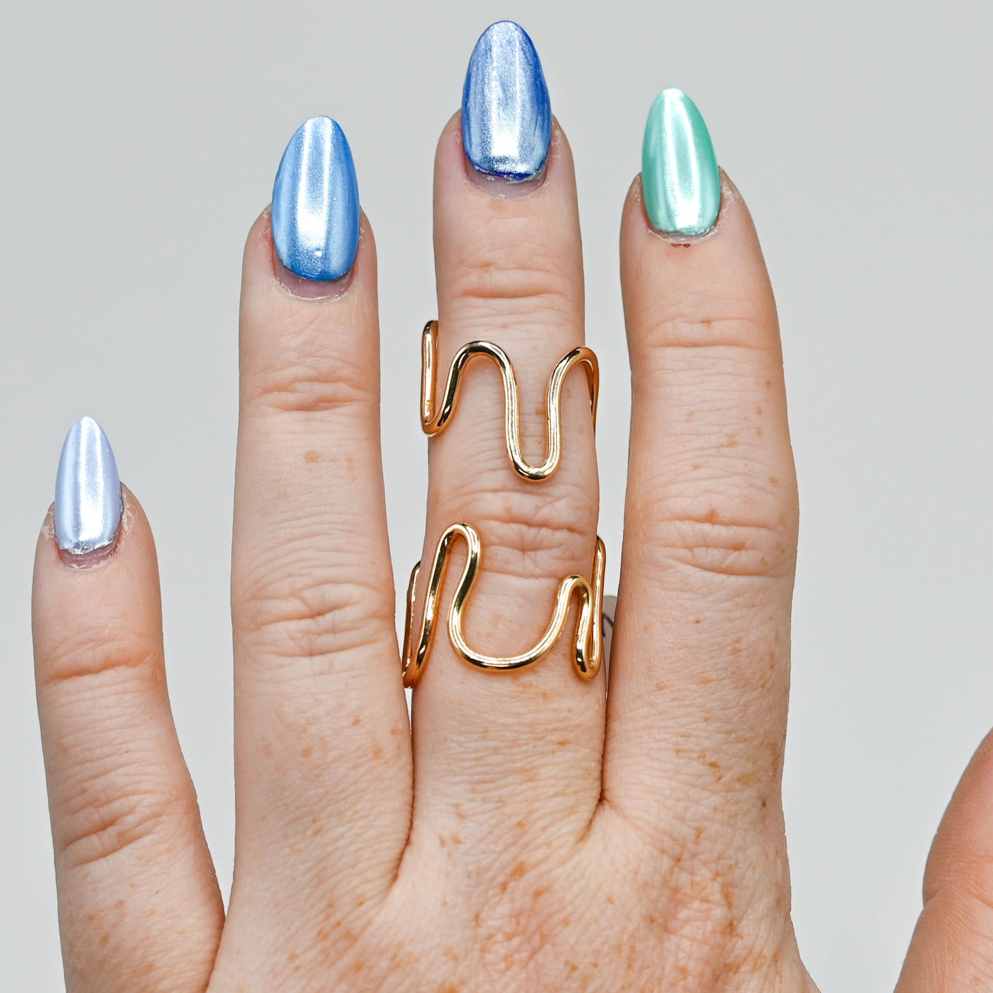 Gold fill wiggles ring