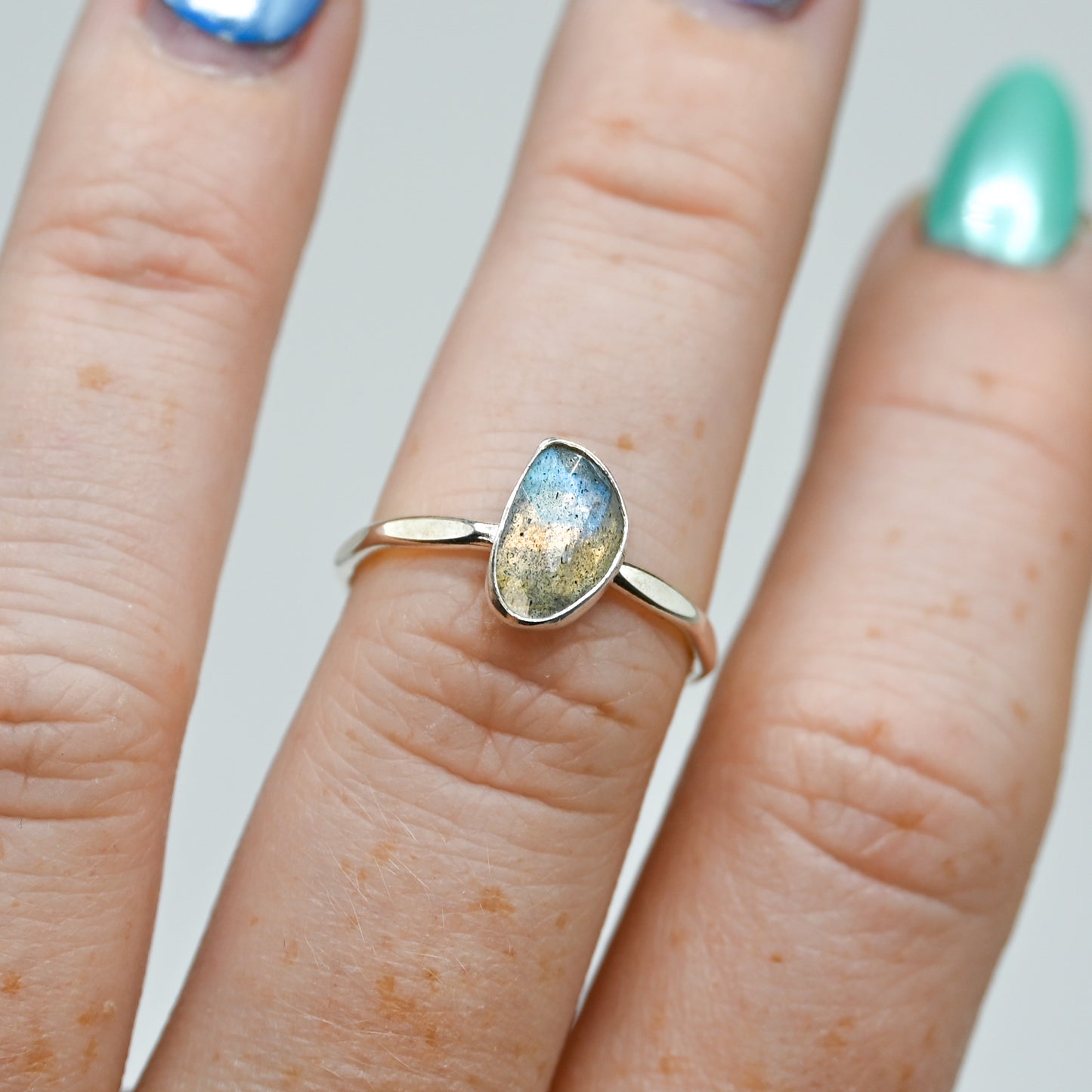 Rose cut labradorite size 6.75