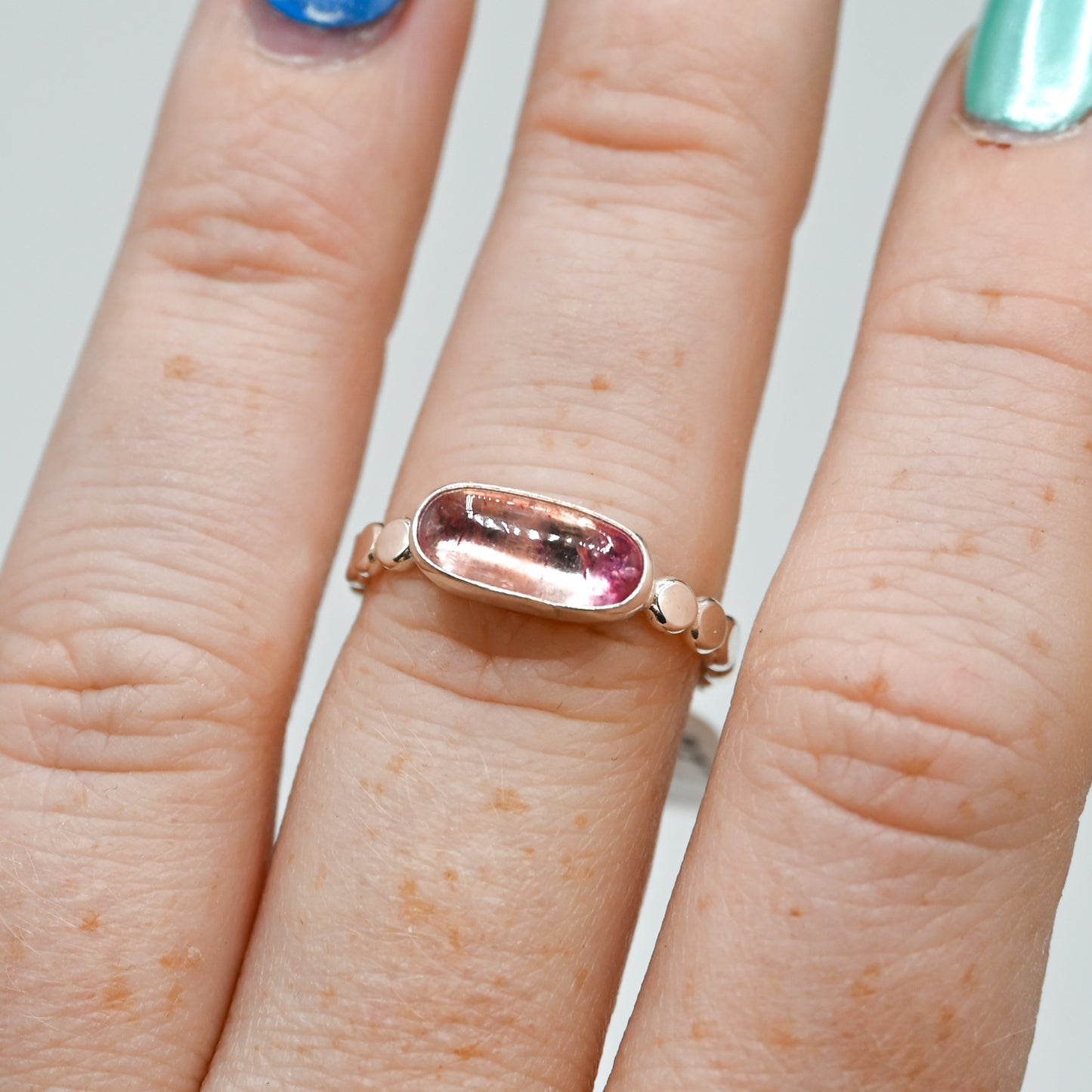 Horizontal pink tourmaline size 7.5