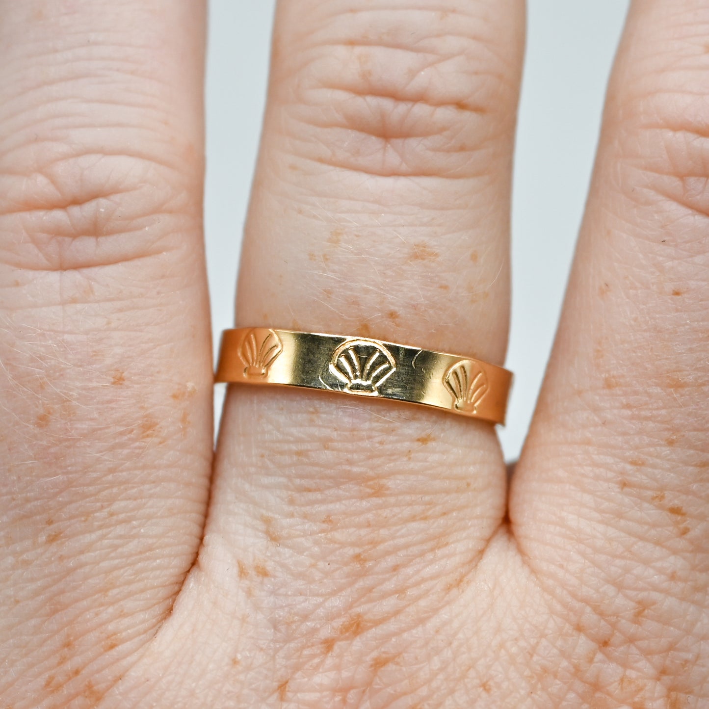 Gold fill stacker- shell stamp