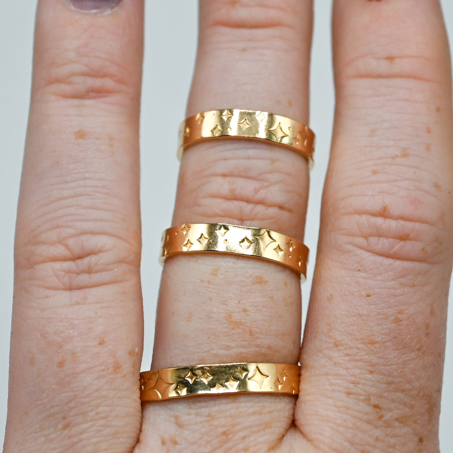 Gold fill stars band