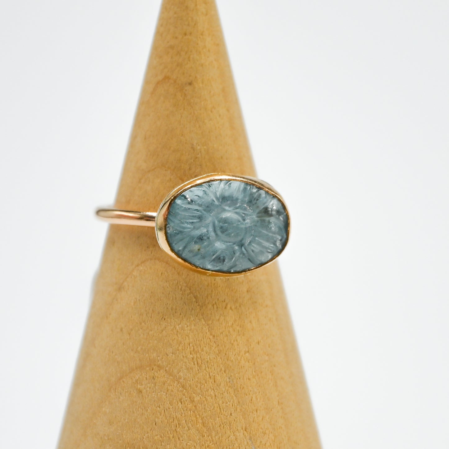 Gold fill horizontal carved kyanite size 7