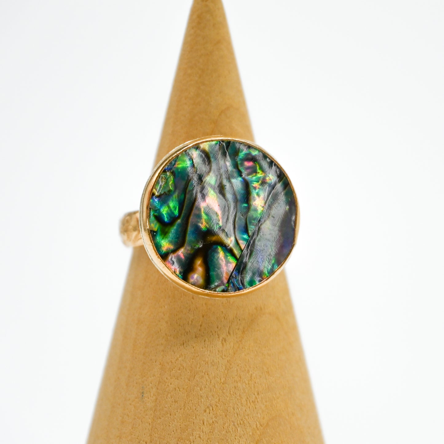 Gold fill xl round abalone size 7.25