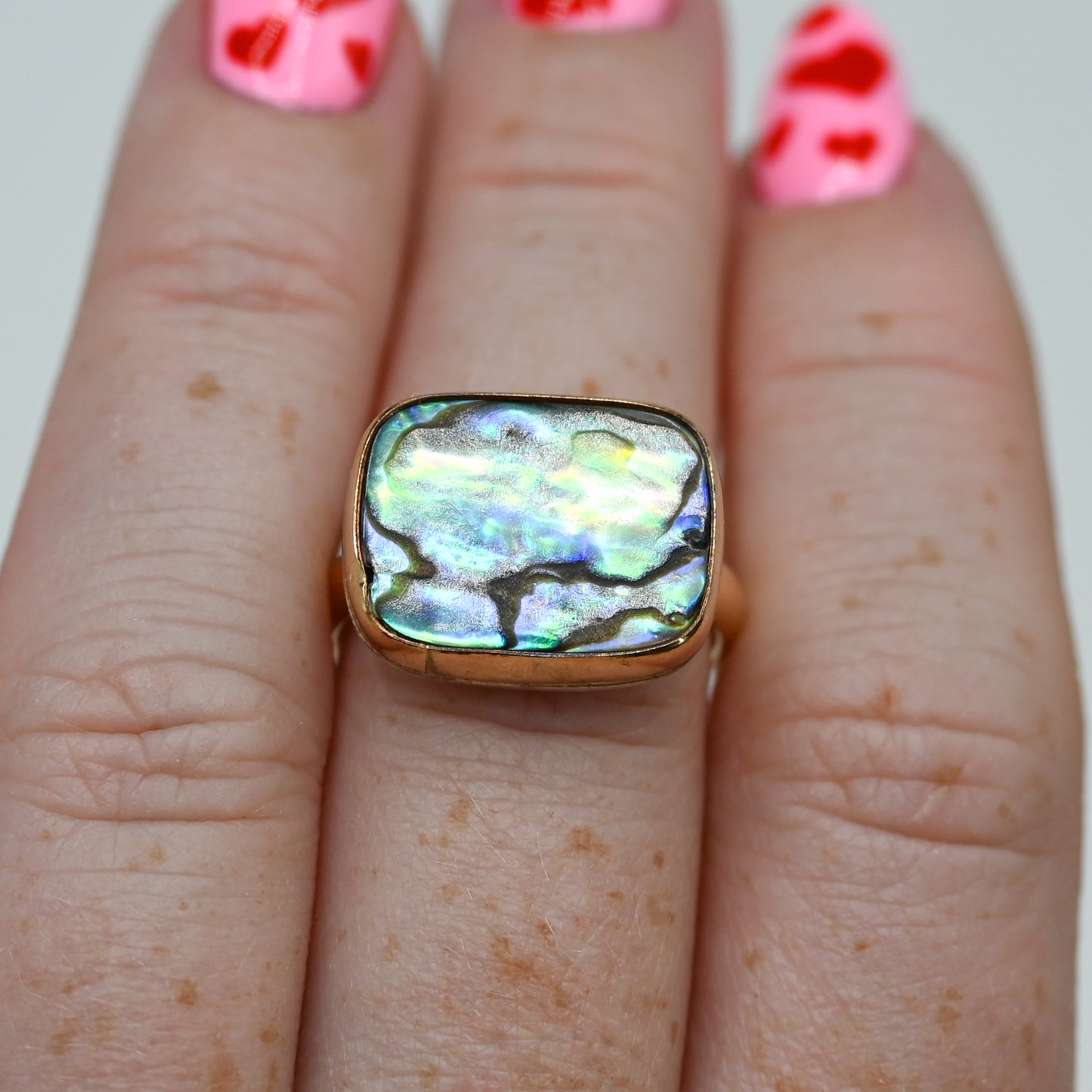 Gold fill xl horizontal abalone size 7.5