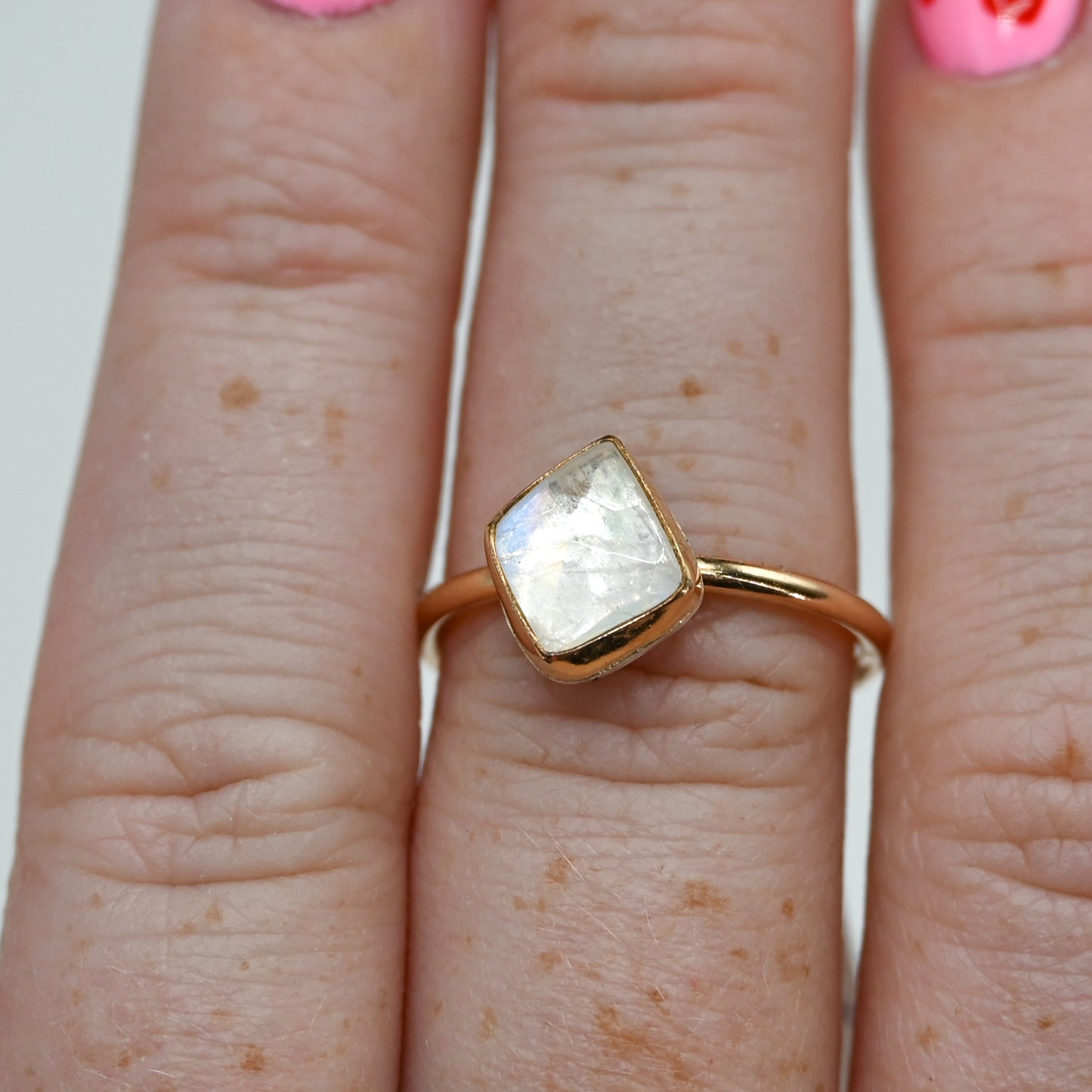 Gold fill rose cut moonstone size 7.5