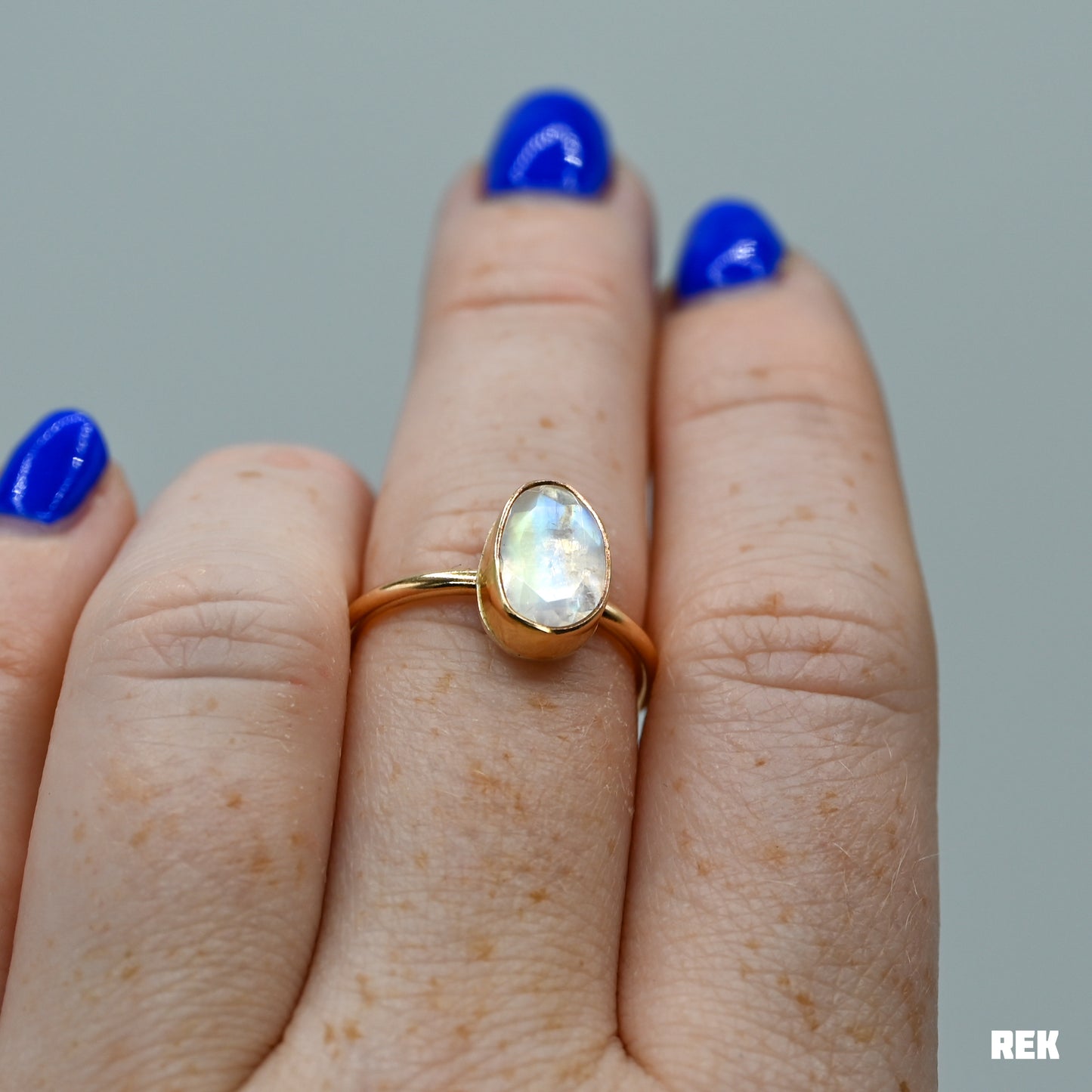 Gold fill faceted rainbow moonstone size 7