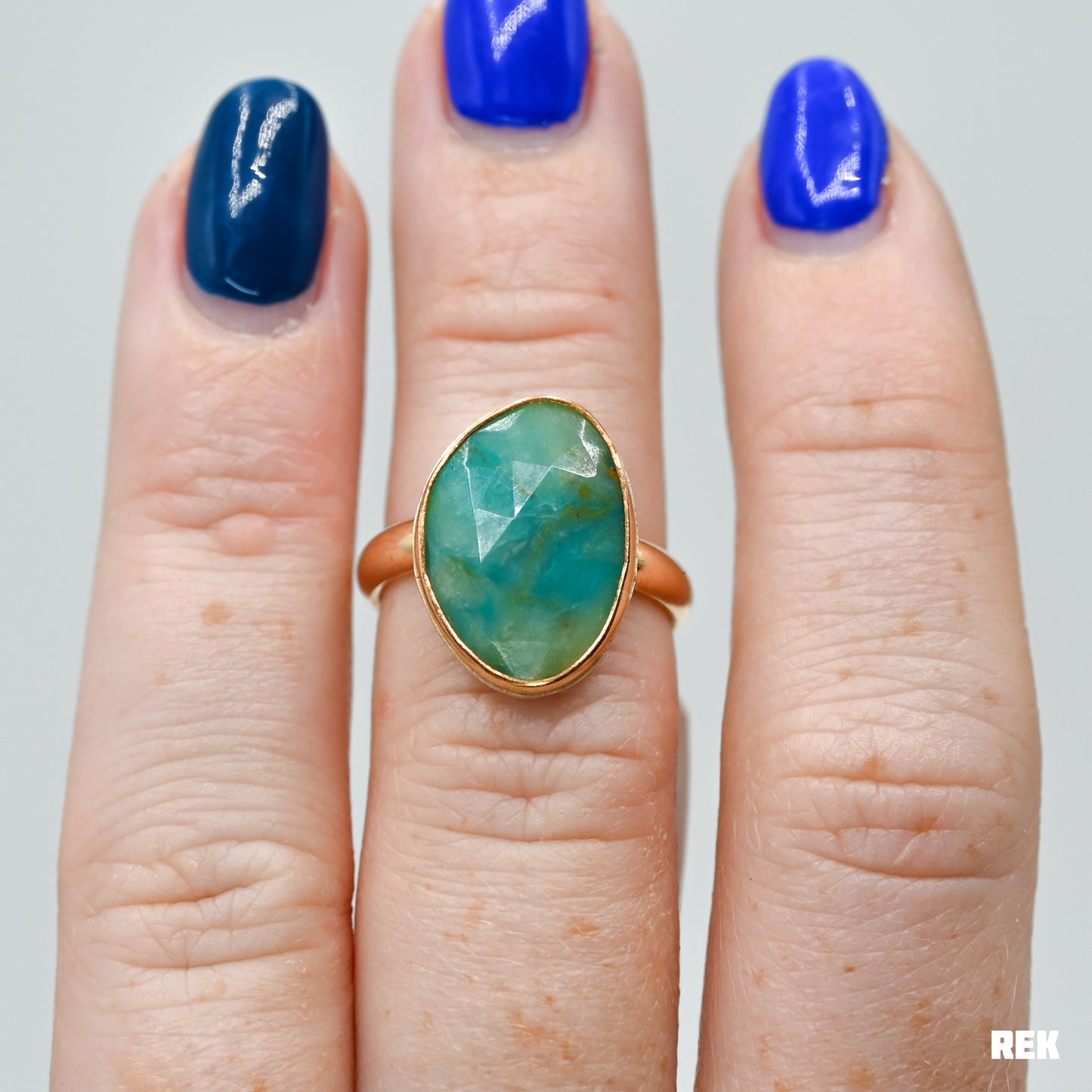 Gold rill rose cut Peruvian opal size 6.75