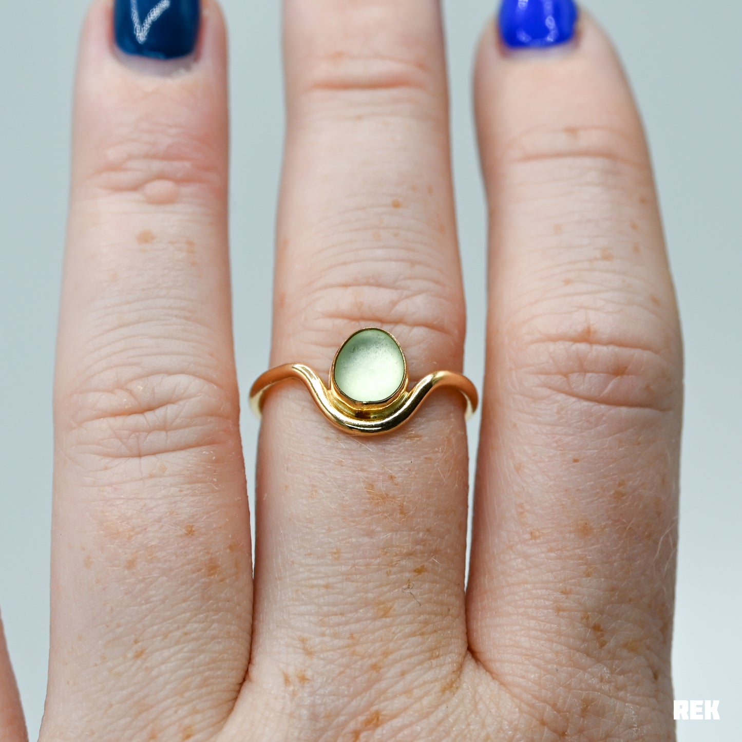 Gold fill UV sea glass curve band size 7.75