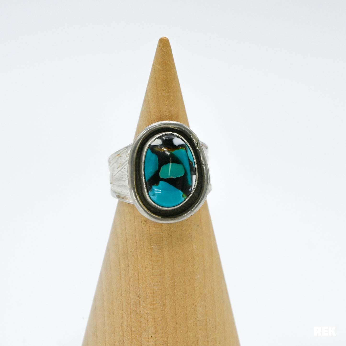 Pilot mountain turquoise and white buffalo size 8.25