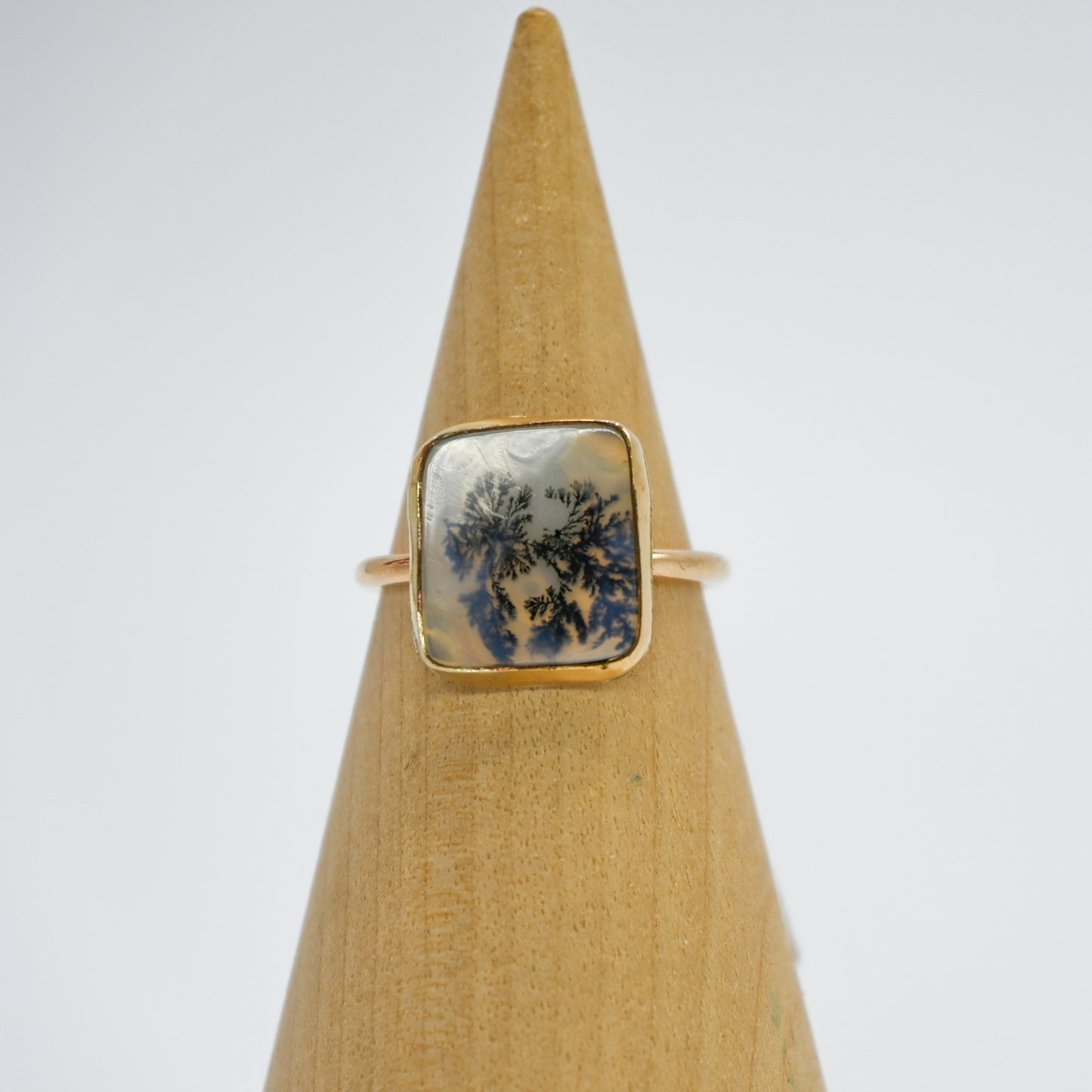 Gold fill dendritic agate size 6.25