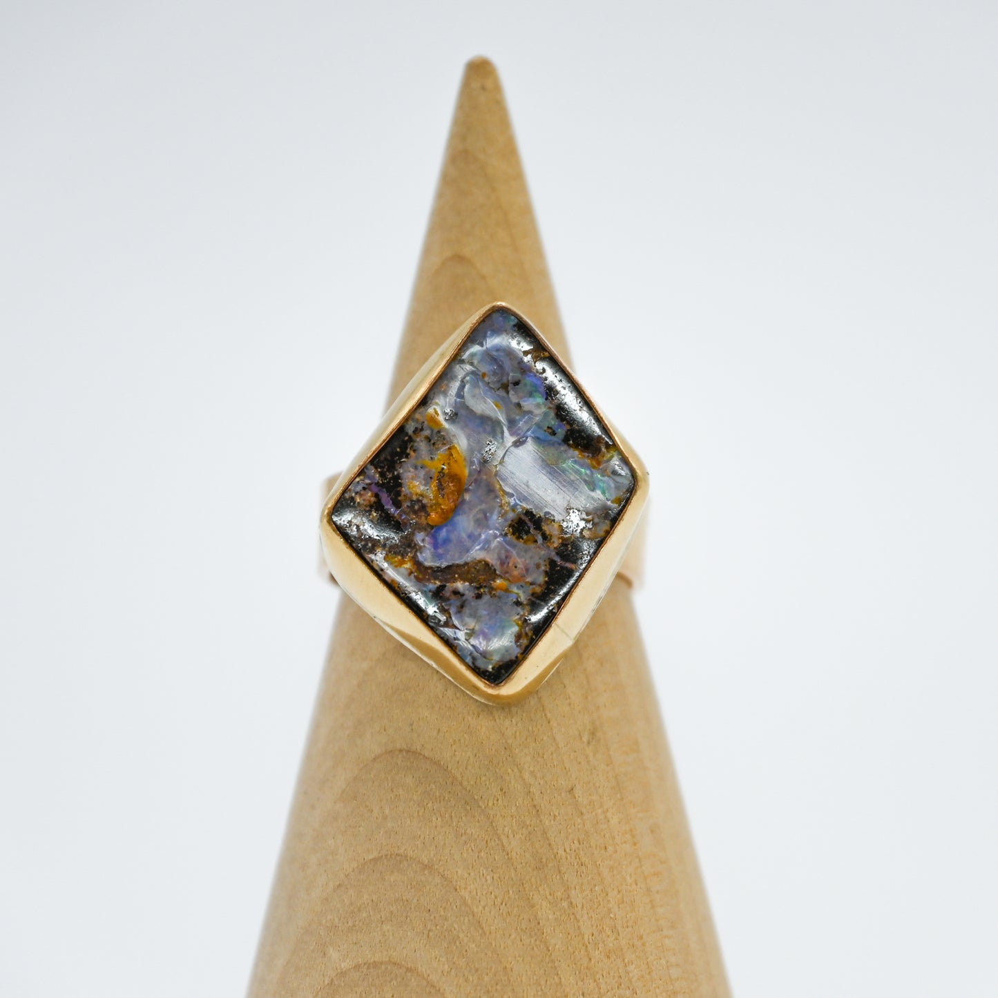 Gold fill xxl Australian boulder opal size 7