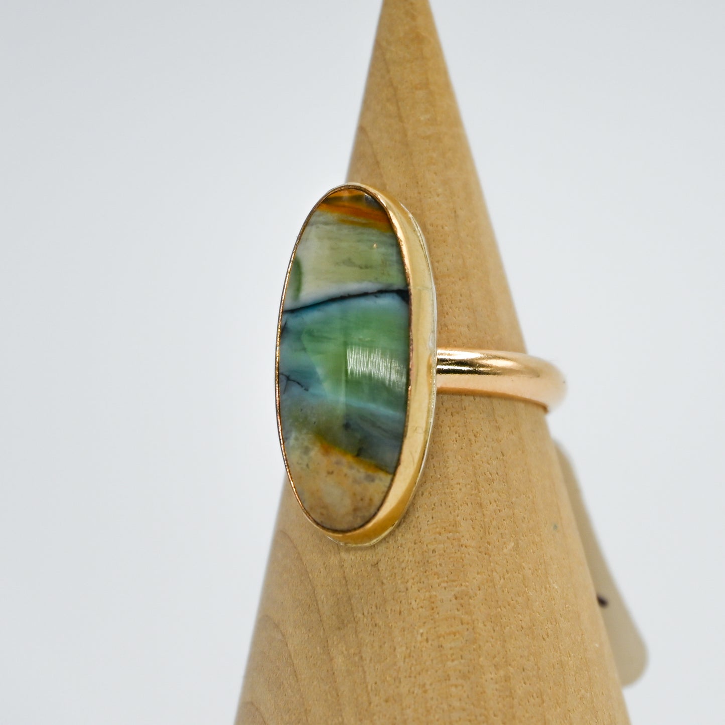 Gold fill opalized wood size 7.5