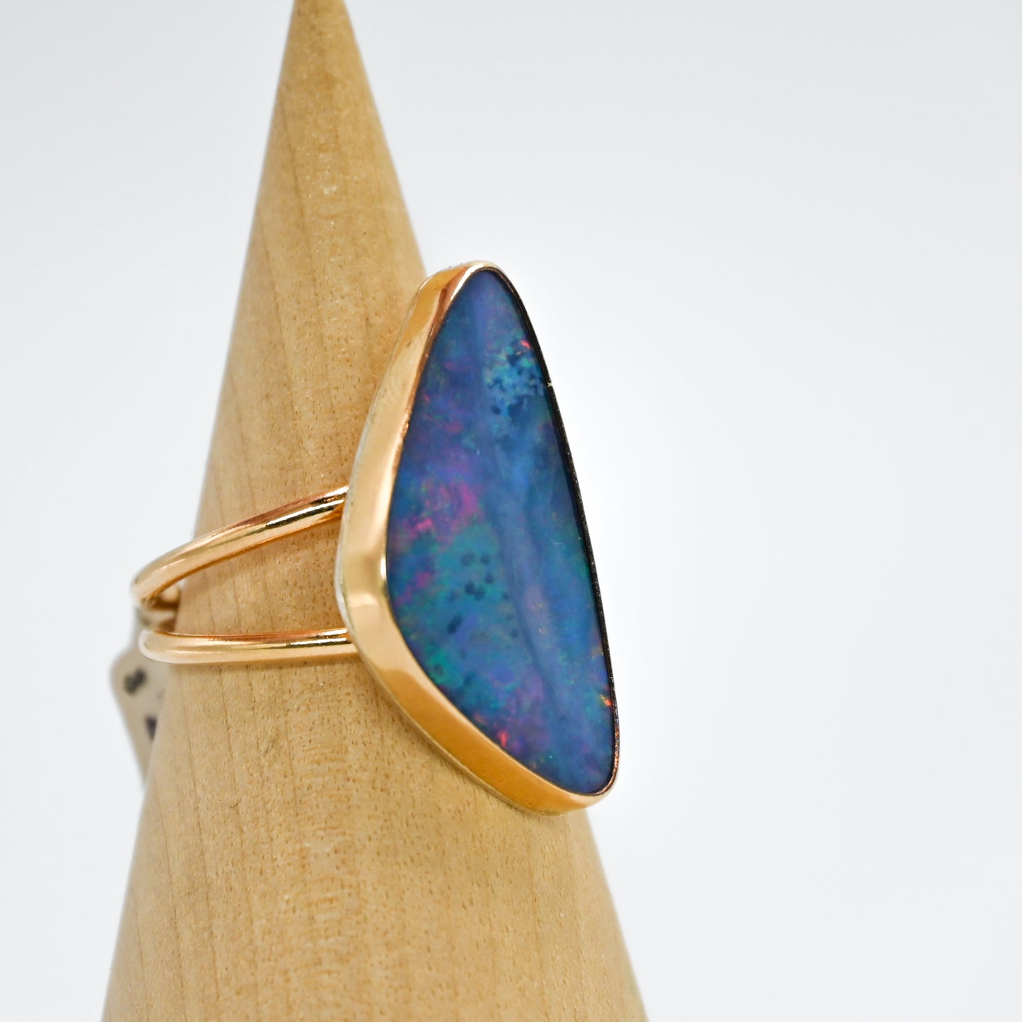 Gold fill xxl double band Australian Opal size 8.5