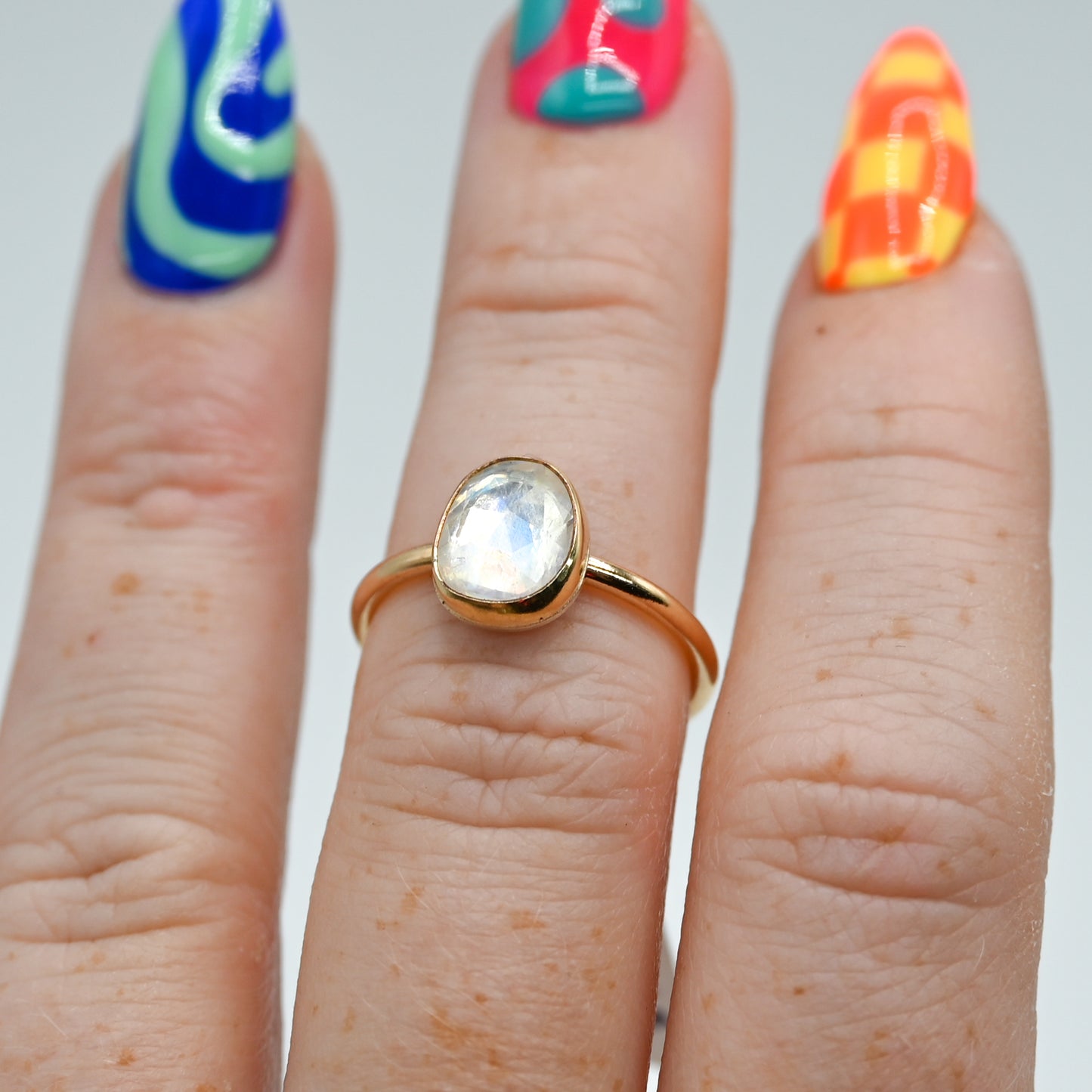 Gold fill rose cut moonstone size 6.25