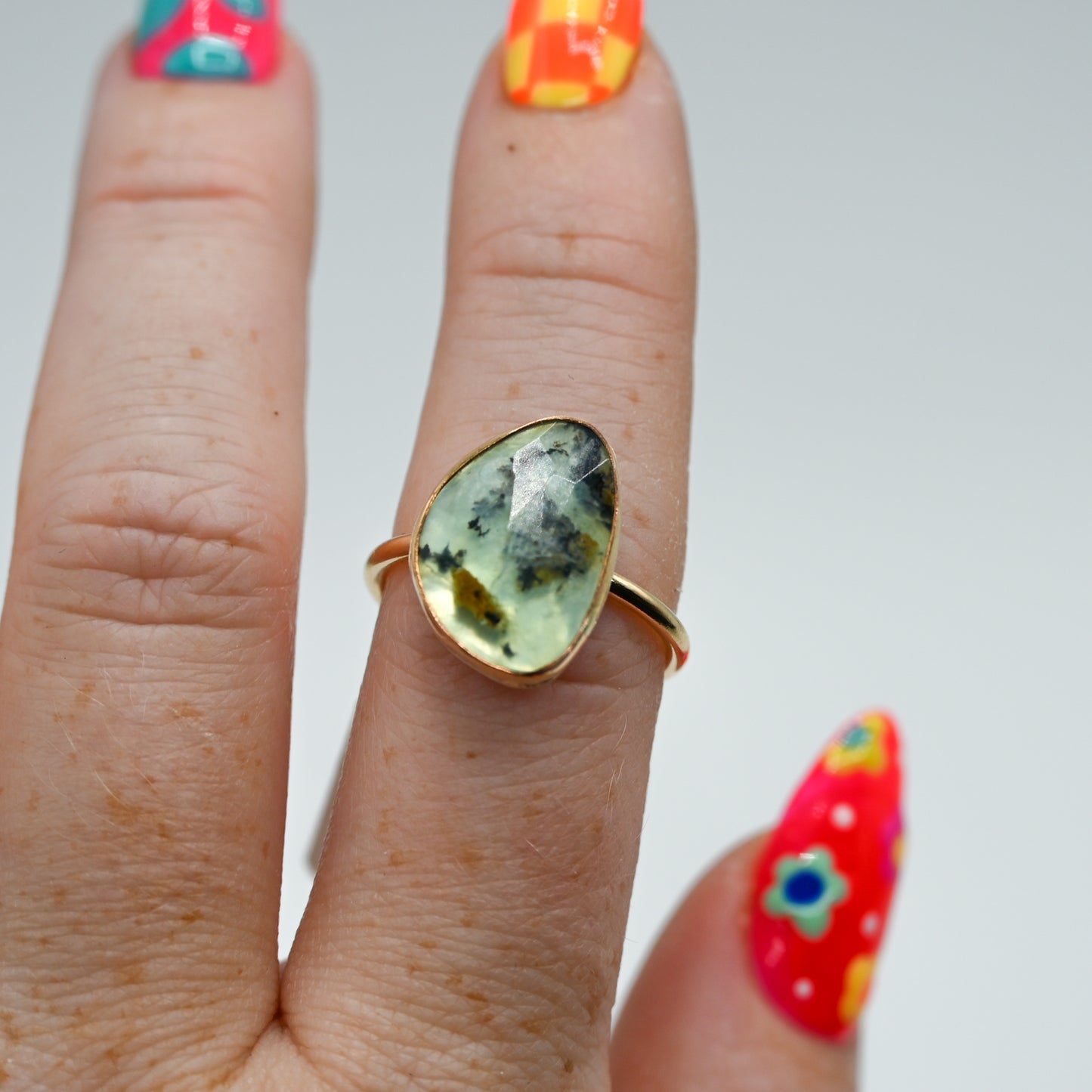 Gold fill rose cut peruvian opal size 7.5