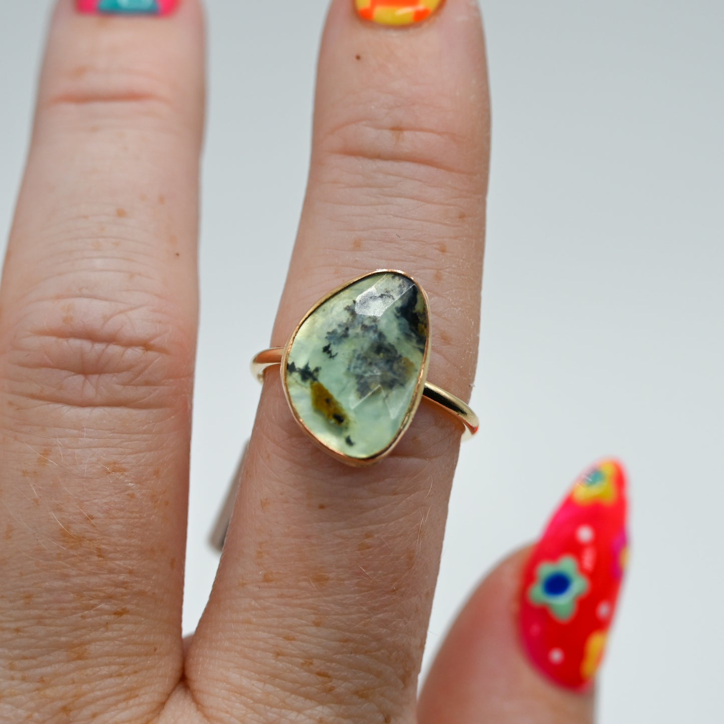Gold fill rose cut peruvian opal size 7.5