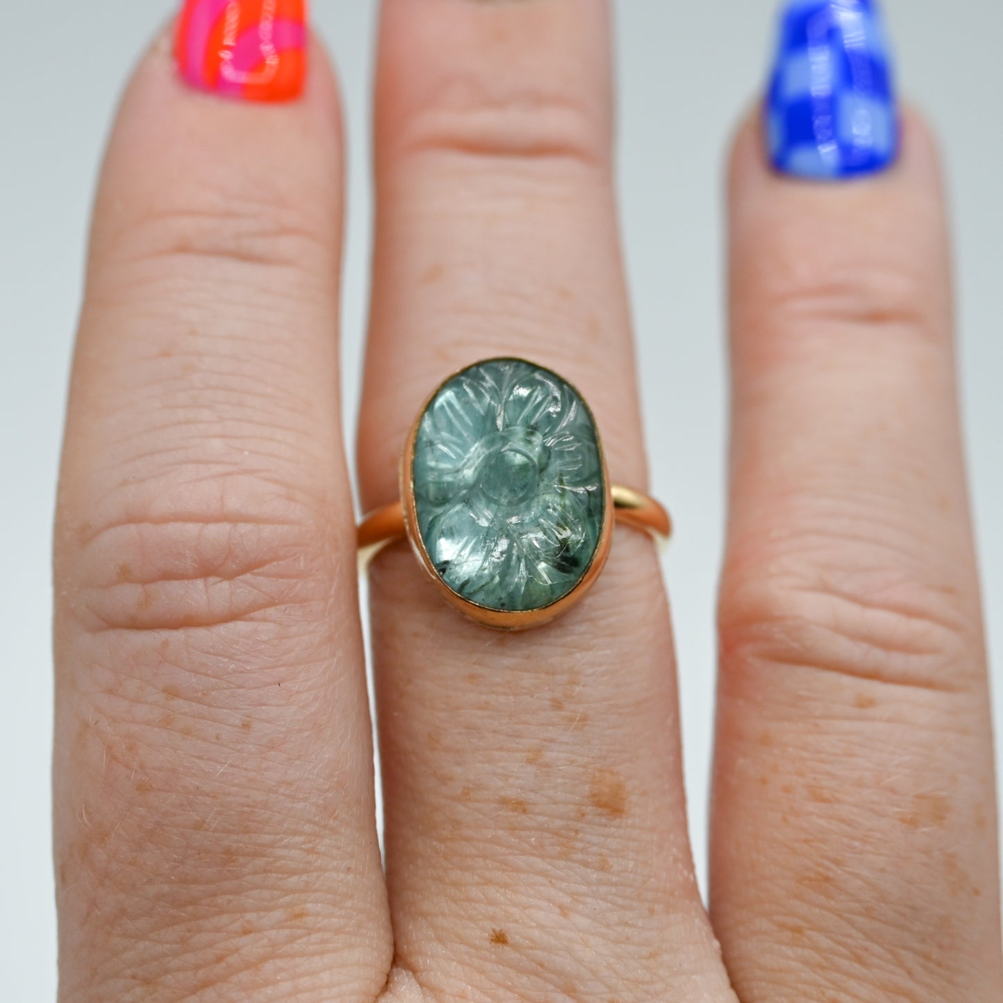 Gold fill oval carved aqua kyanite size 8