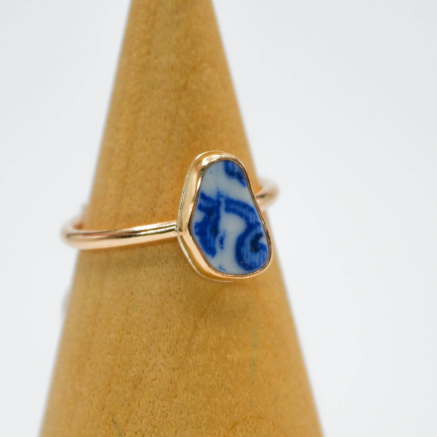 Gold fill sea pottery size 5