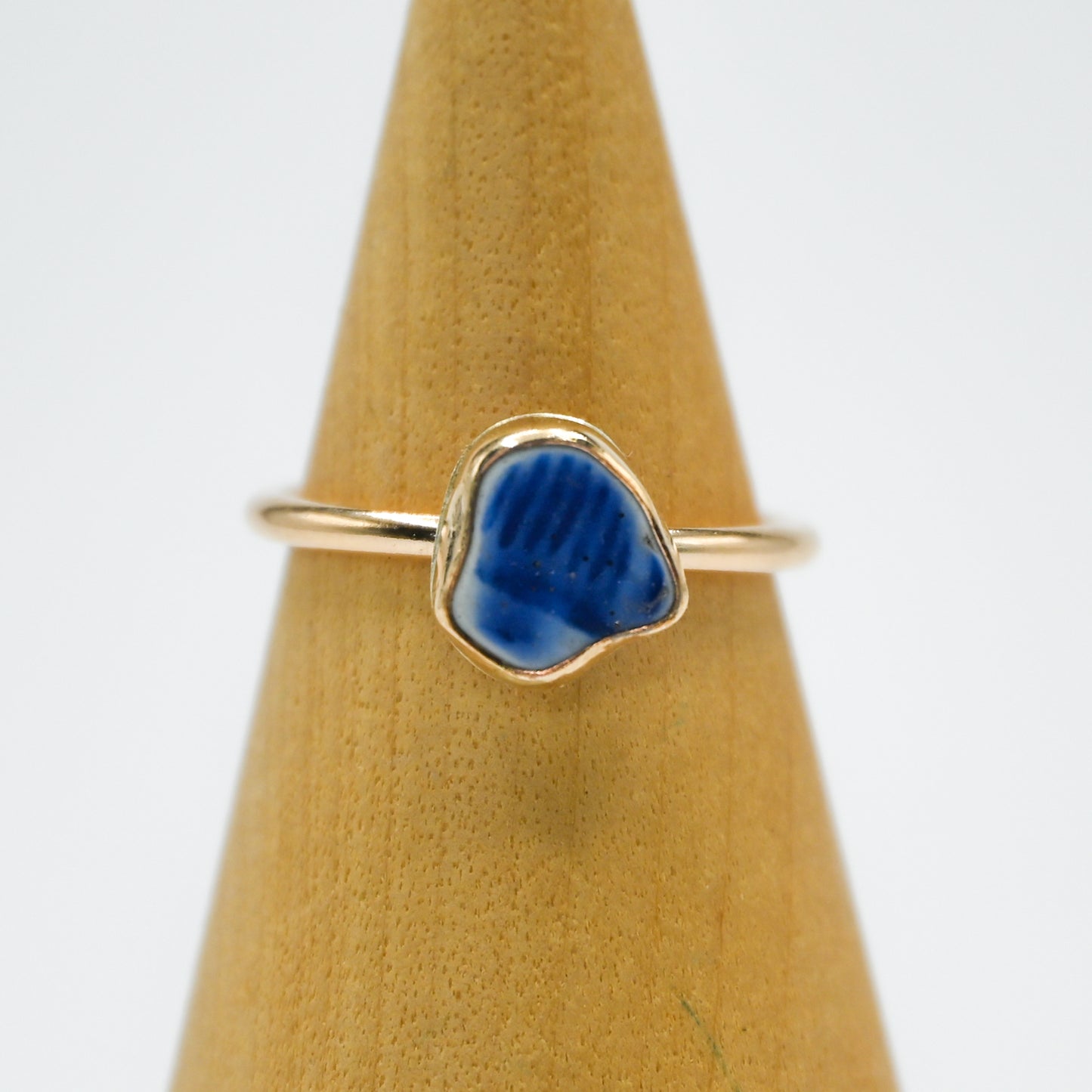 Gold fill sea pottery size 5.5