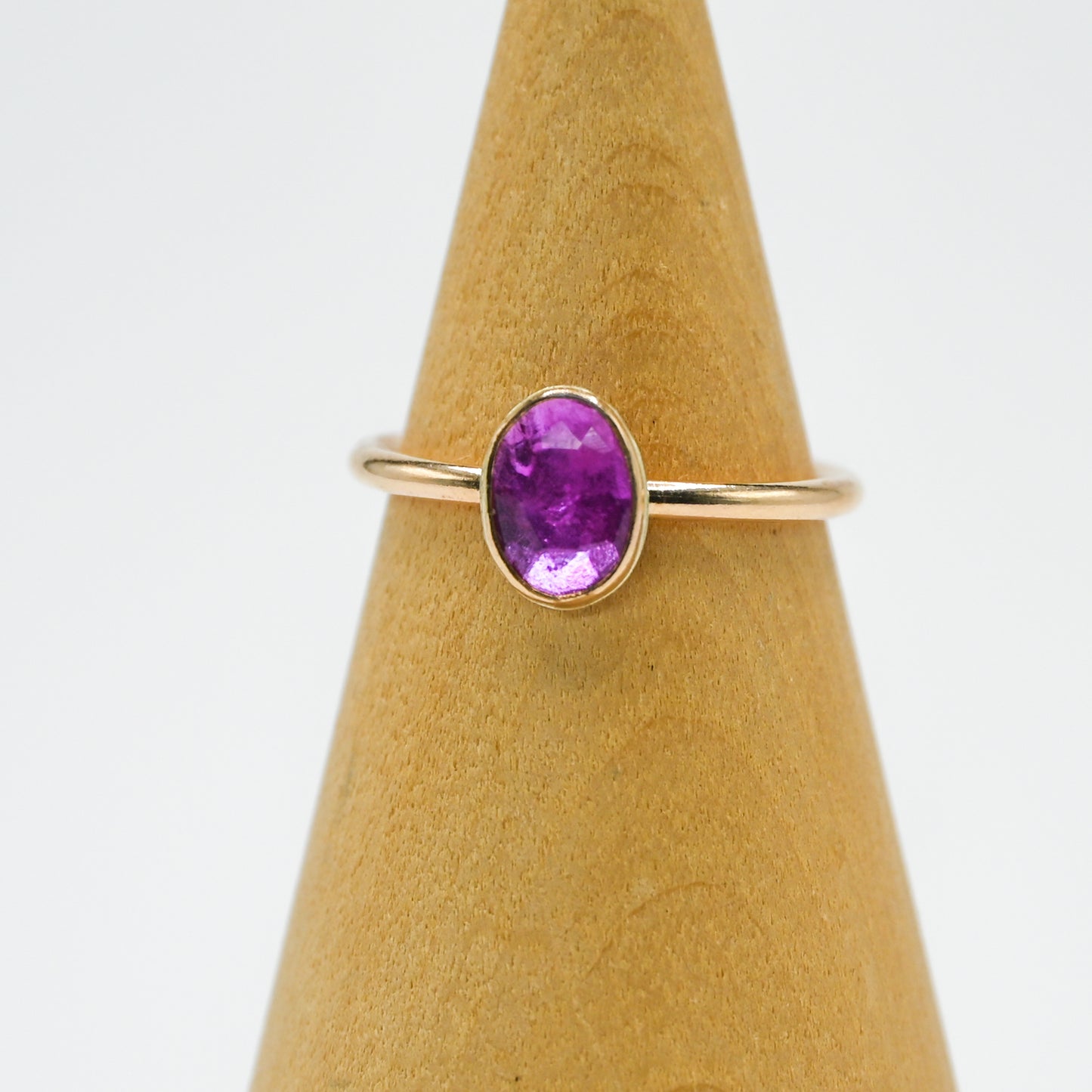 Gold fill rose cut ruby size 6.25