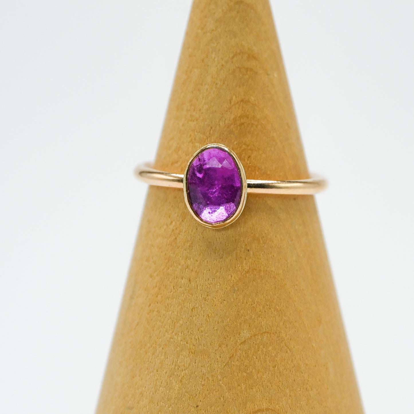 Gold fill rose cut ruby size 6.25