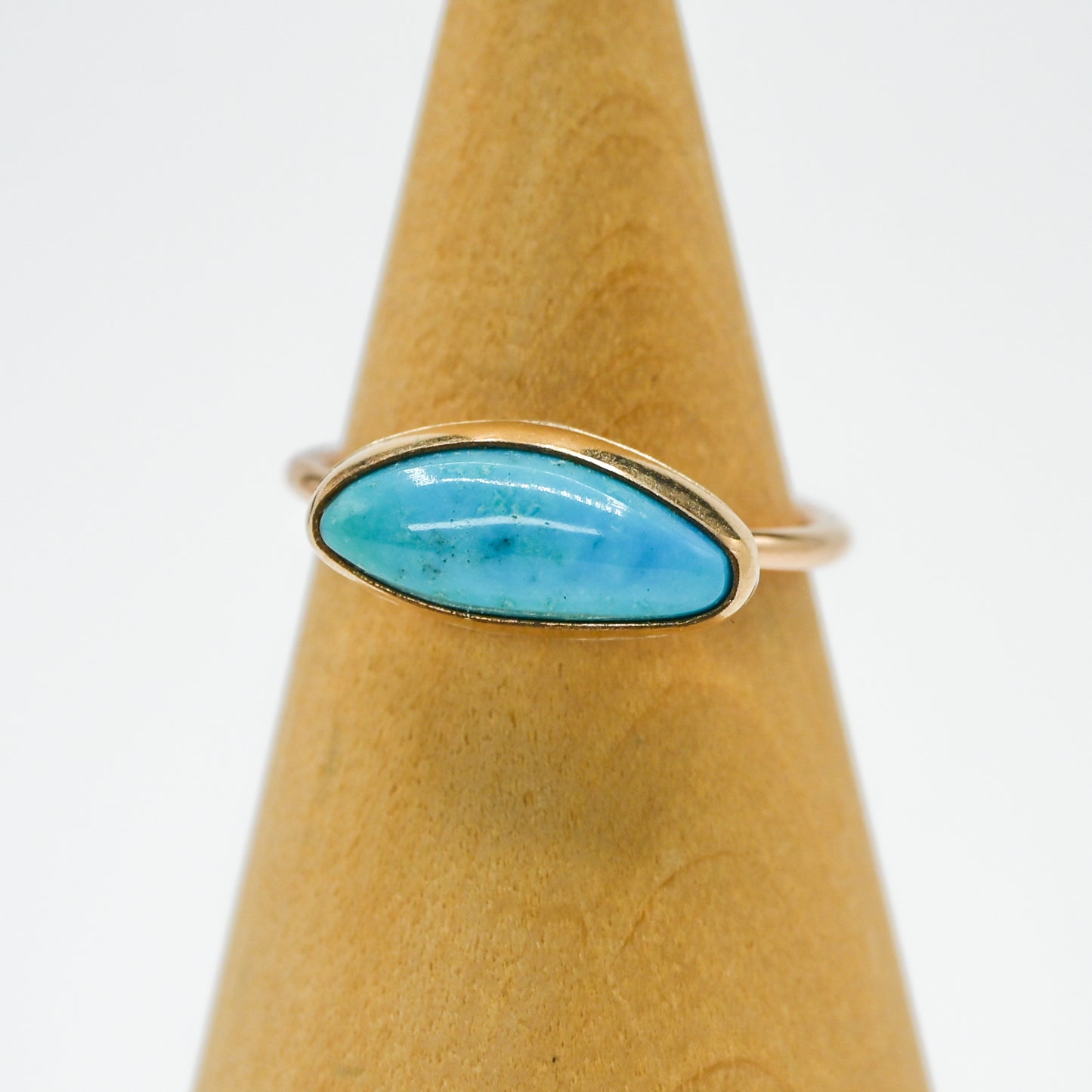 Gold fill horizontal sleeping beauty turquoise size 7.75