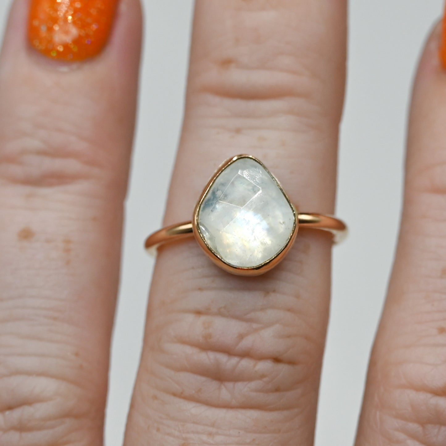 Gold fill rose cut moonstone size 7