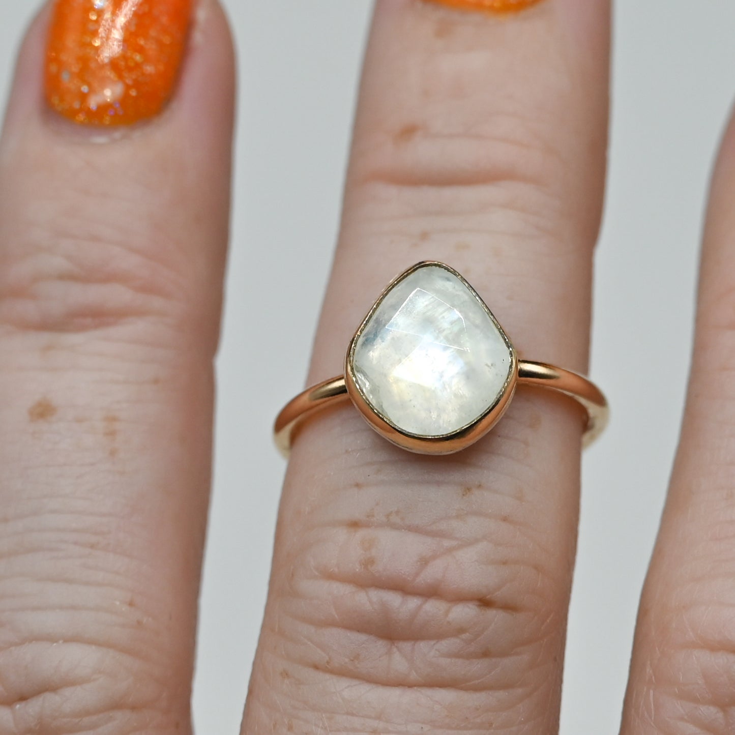 Gold fill rose cut moonstone size 7