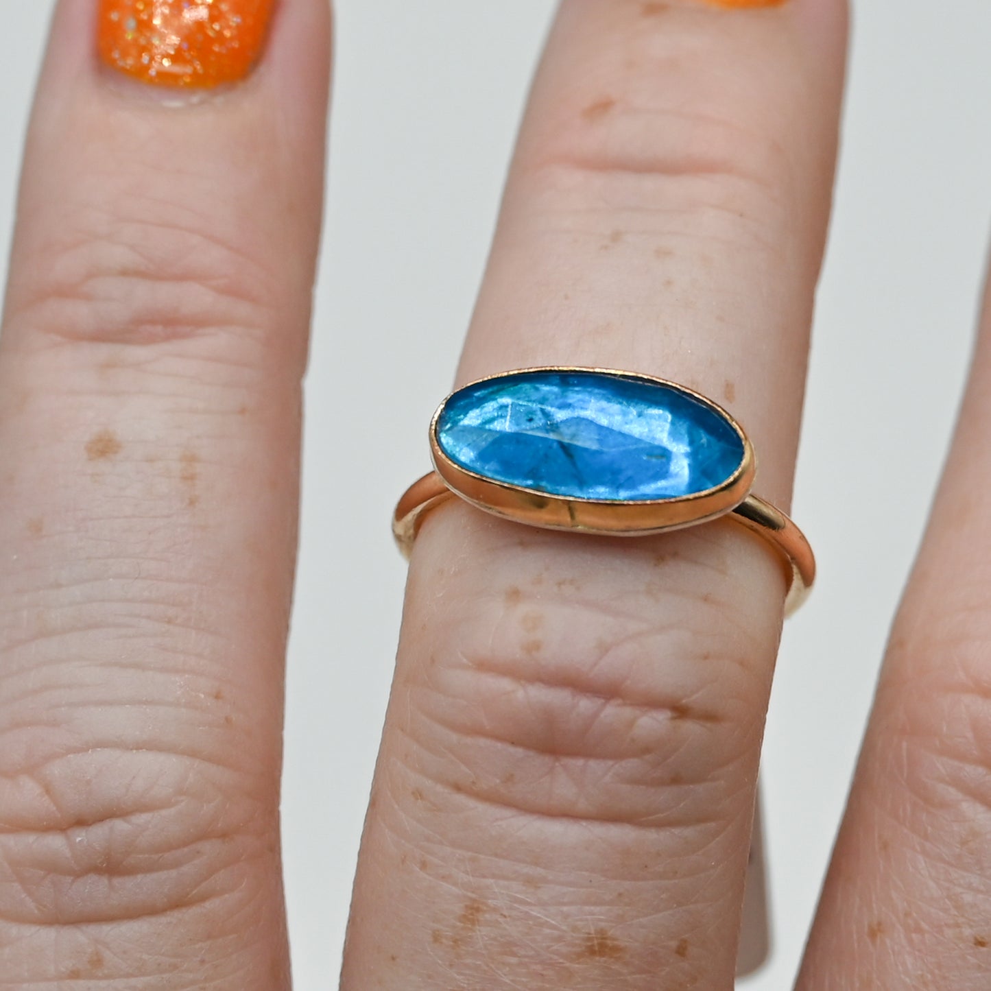 Gold fill horizontal rose cut neon blue apatite size 7