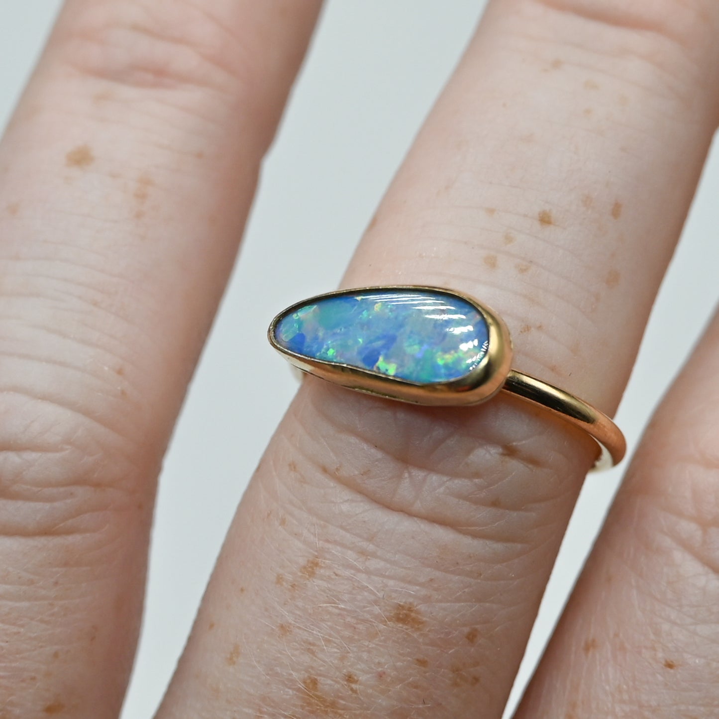 Gold fill horizontal Australian opal size 7
