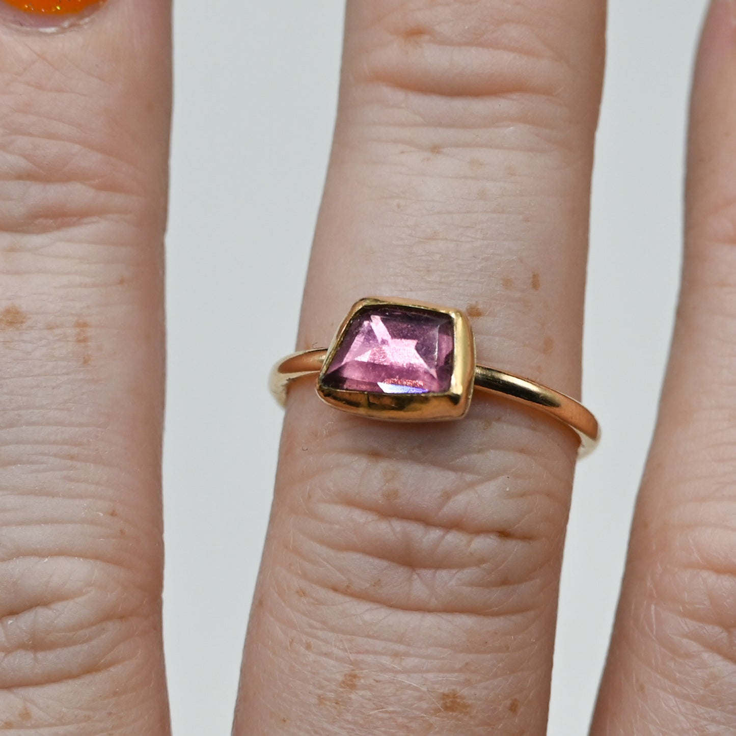 Gold fill rose cut garnet horizontal size 7.25