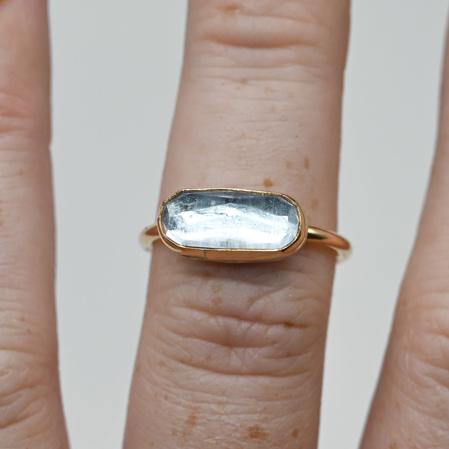 Gold fill rose cut horizontal beryl size 7.25