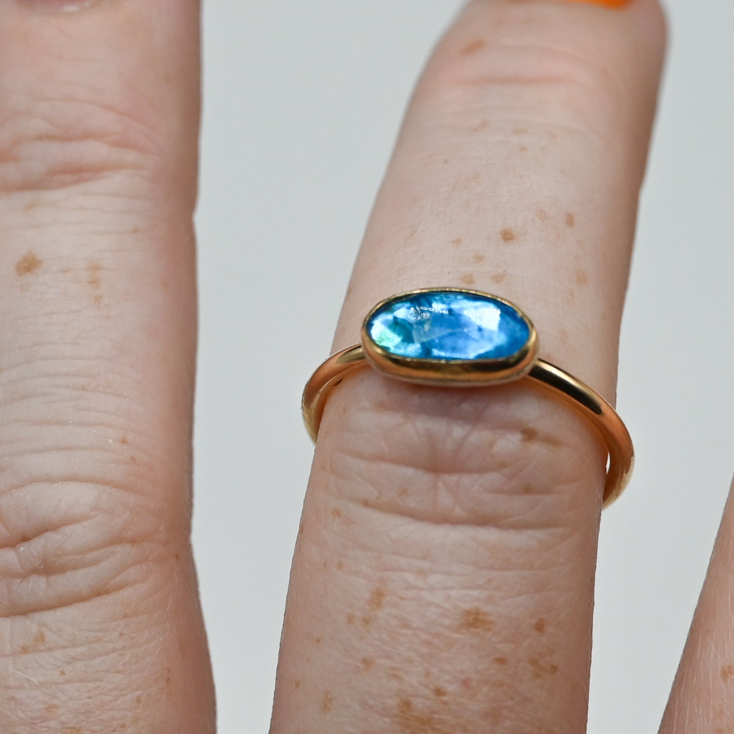 Gold fill horizontal rose cut neon blue apatite size 7.5