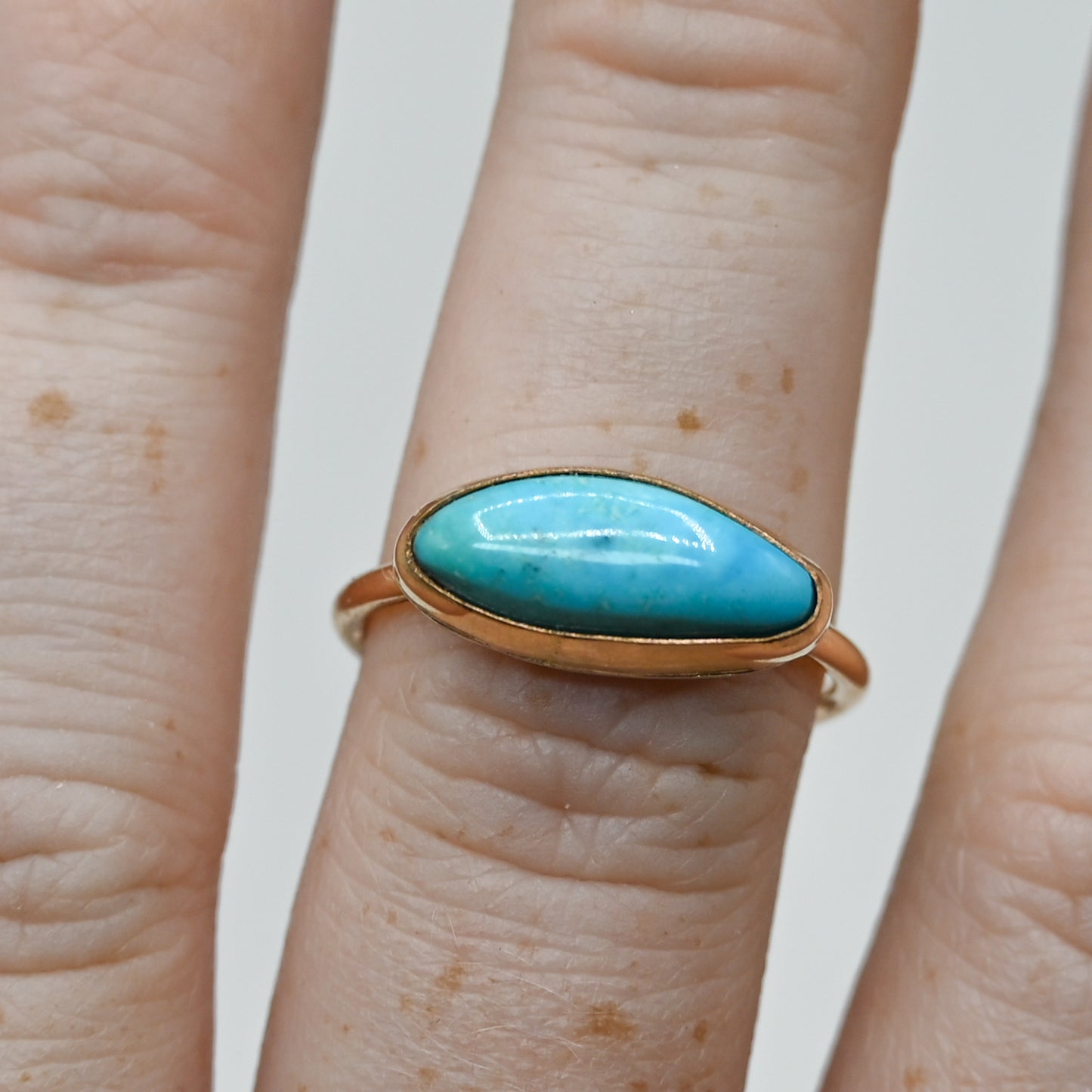 Gold fill horizontal sleeping beauty turquoise size 7.75