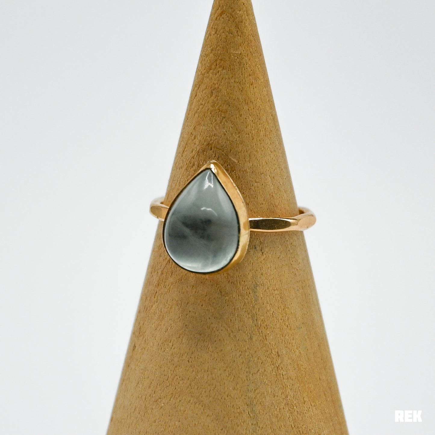 Gold fill flourite size 6.5