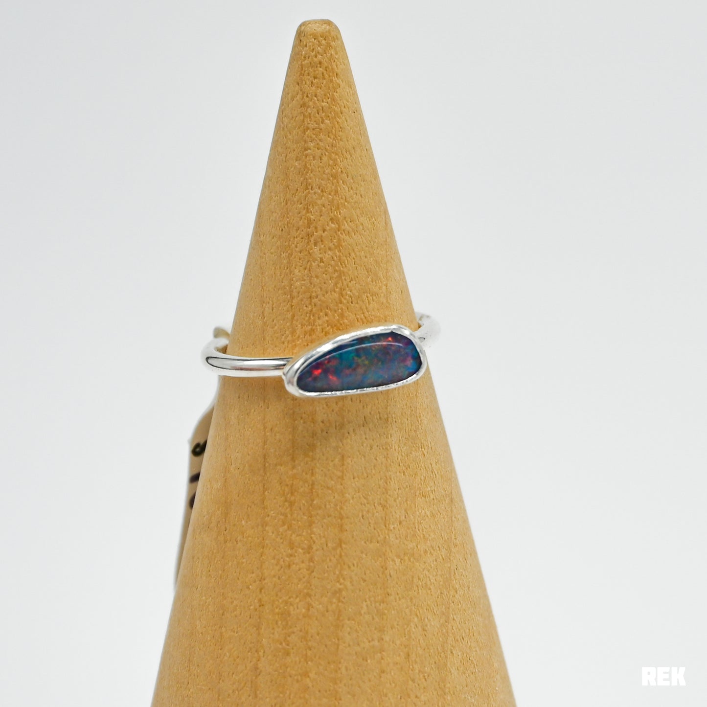 Horizontal Australian opal size 4