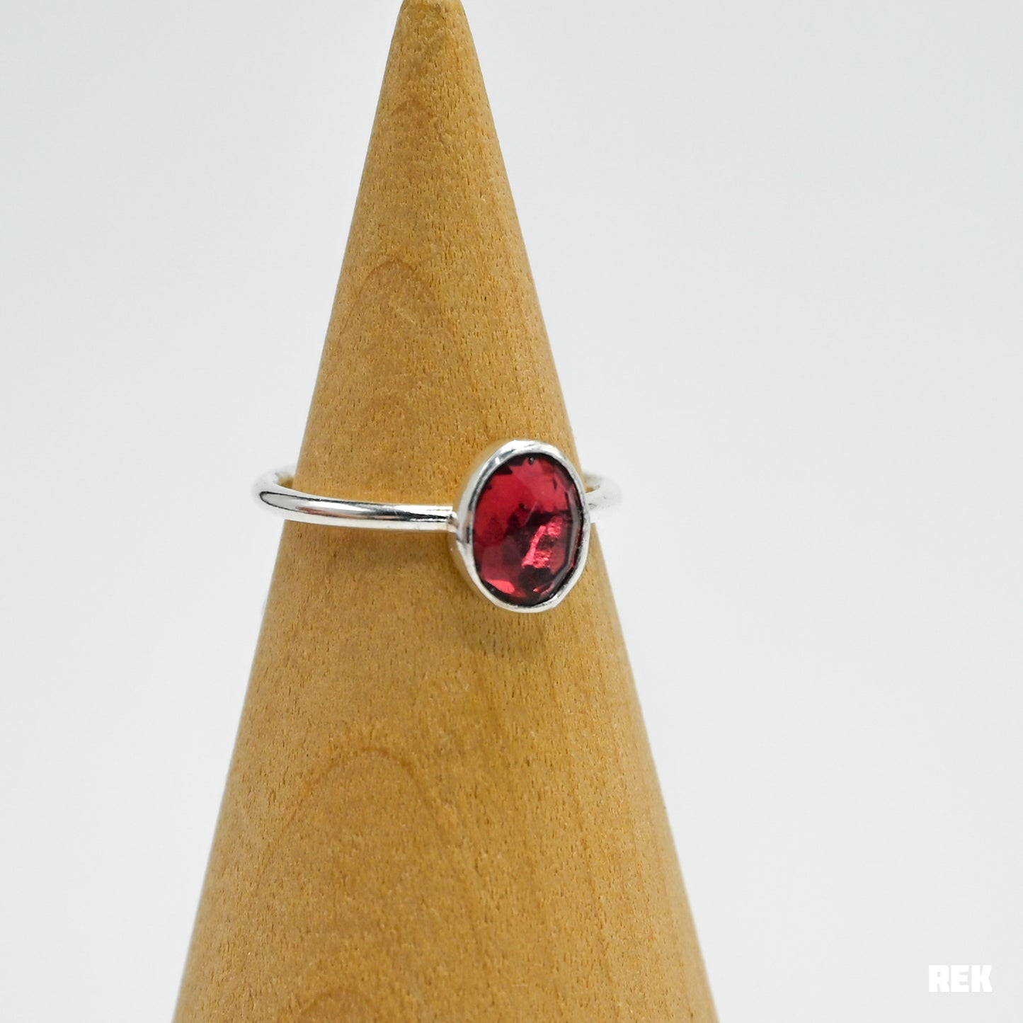 Rose cut garnet size 5