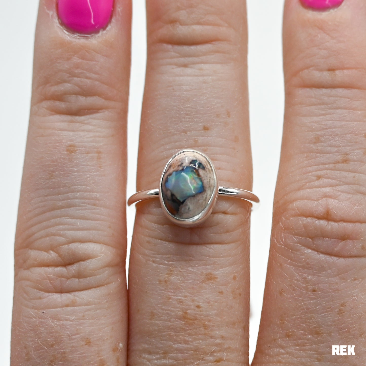Mexican fire opal size 7