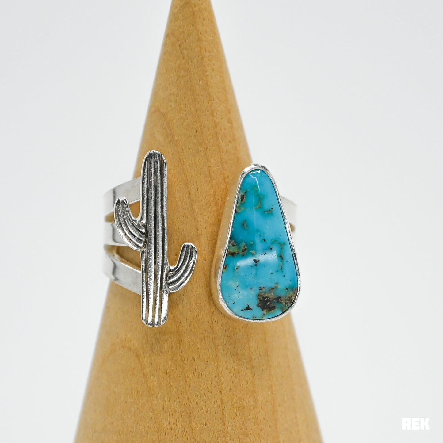 Adjustable turquoise mountain and cactus size 7.25